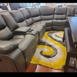 *Wow!!!*---Sophisticated Madrid Gray Leather Reclining Sectional Sofa---Delivery And Financing Available🤝