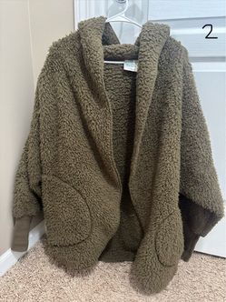 Women’s Nordic Beach Sherpa Wrap-Size OS
