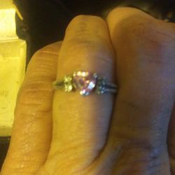 Beautiful Sterling Silver Pink Heart Ring Size 6