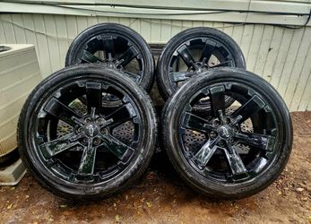 22" OEM Chevy Rims with tires
