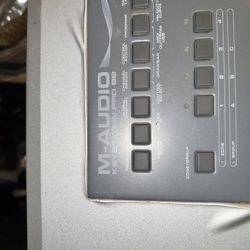 M-Audio  Pro Station 88