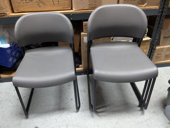 Guest chairs stackable