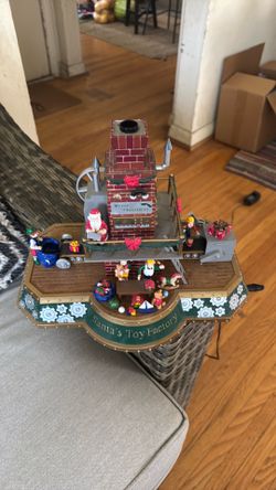 Santa’s Toy Factory 🏭 mantel decor