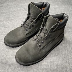 Timberland Classic 6” Waterproof Boots Junior Black Nubuck Size 6.5 12907