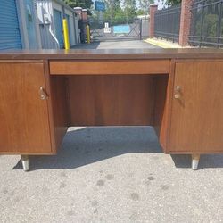 Vintage 1980's Mid Century Modern Desk - Made by Alma in NC! 