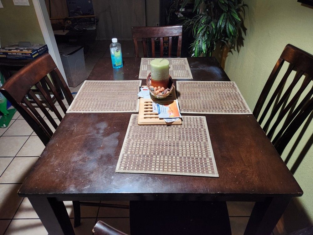Dinning Room Table