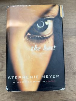 Stephanie Meyer “The Host” 