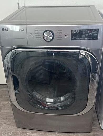 LG Electric Dryer New Open Box 