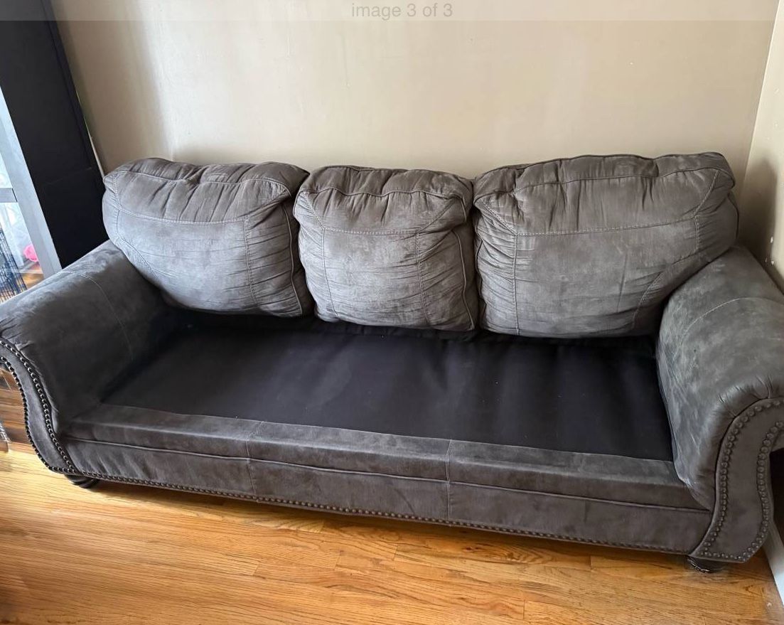 Modern Light Gray Couch - Clean And Comfortable (Brooklyn Pickup) Please Message For Questions