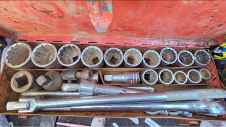 Taiwan Socket Set