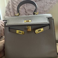 Bag H…..S