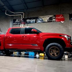 Tundra Leveling Kit With Installation.