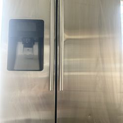 Samsung Refrigerator at Quick. 26 In.³ Samsung Twin Cooling Plus Refrigerator Freezer.