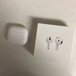 AirPods Gen 4 (only left pod and case)