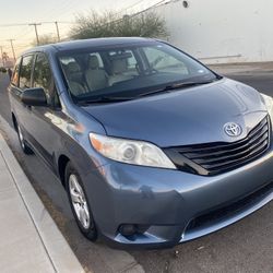 2016 Toyota Sienna