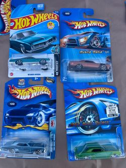 Hotwheels Buick riviera set
