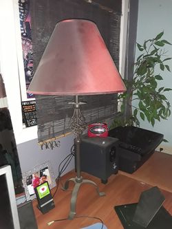 Table lamp