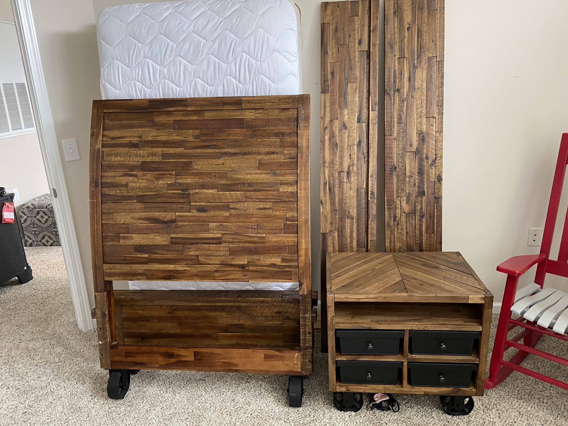 Twin Bedroom Furniture Set