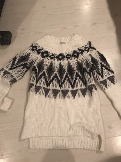 Women's size medium sweater