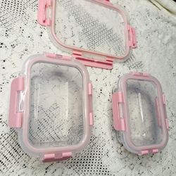 Glass food storage Containers Plus Extra Lid