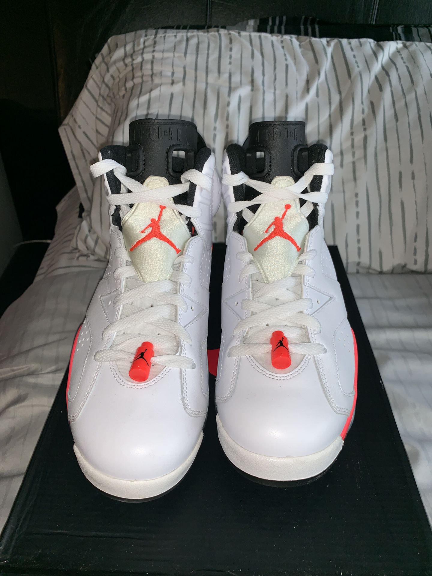 Air Jordan white infrared 6s sz 9.5 vnds
