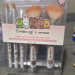 The Creme Shop Brush Set