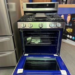 LG Gas Range Brand New Wifi Smart