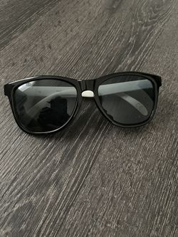 White & Black Sunglasses Vans Perfect Condition