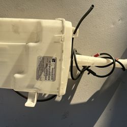 Toyota Corolla 2013 Washer Fluid Reservoir