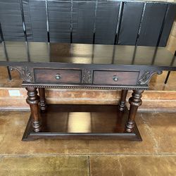 Beautiful Accent Entryway Table