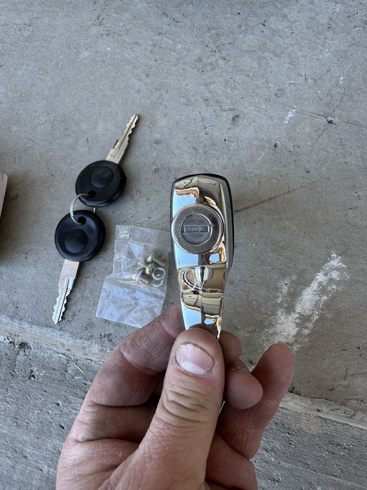 Decklid Lock With Key Brand New