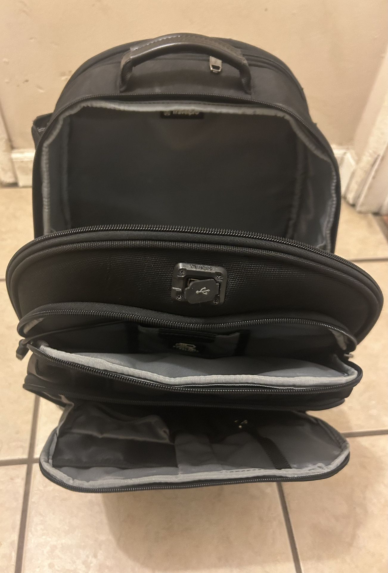 Travel pro Backpack, Travel Backpack