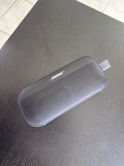 Bose SoundLink Flex (2nd Gen) – Like New – Powerful Portable Bluetooth Speaker