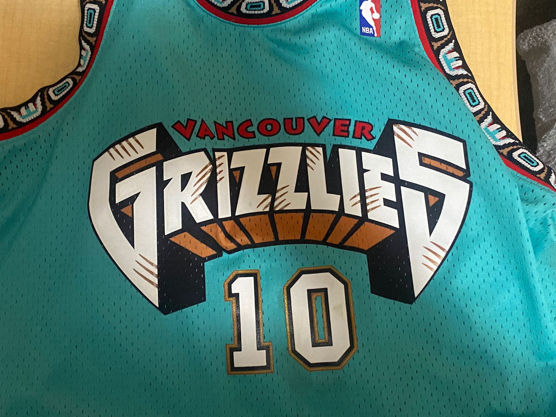 Mike Bibby Vancouver Grizzlies Retro Jersey for Sale in Weston, FL - OfferUp