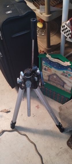 Tripod