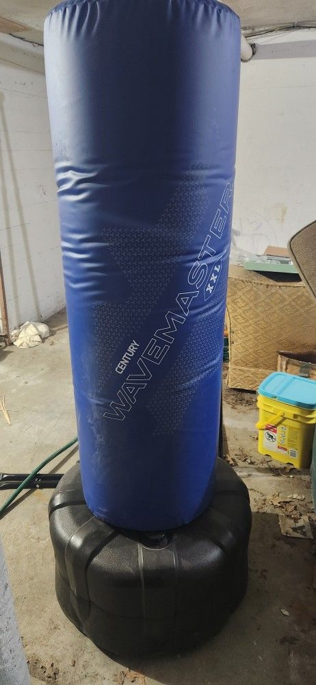 Century Wavemaster XXL | Freestanding Punching Bag With Base | Heavy