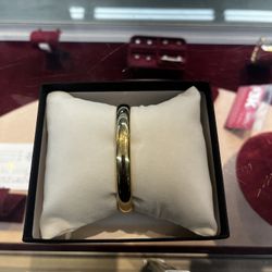 Bangle Bracelet 14k 9.4 Grms 7’