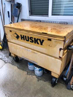 Husky tool box