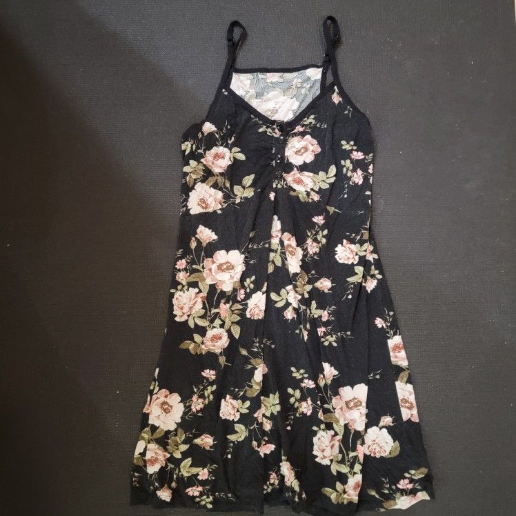 MATERNITY AND NURSING DRESSES, TOPS, BRAS, SCRUBS