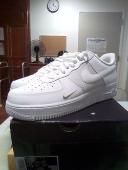 Nike Air Force 1 '07 LV8 White Low-Top Sneakers