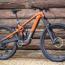 2024 Trek Slash 