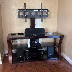 Use TV stand in a very good condition