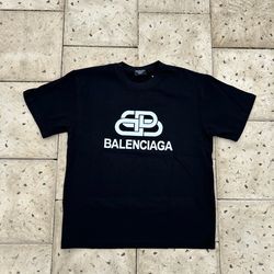 Black mens tee