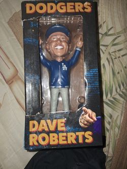DA VE ROBERTS Bobblehead