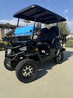 Brand New 4 Seater Lithium W/sound Bar