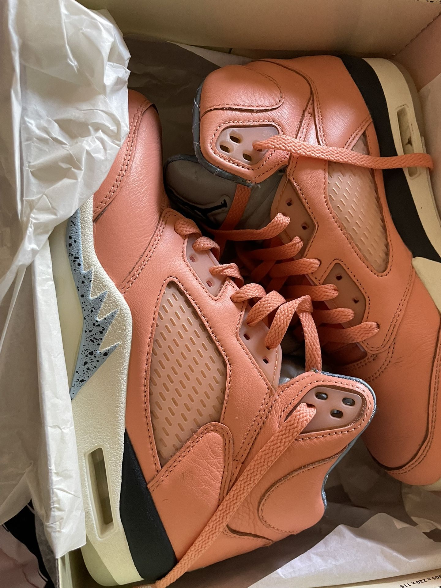 AIR JORDAN 5 RETRO
