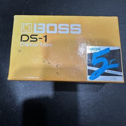 BOSS DS1 Distortion Effect Pedal