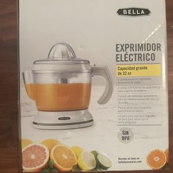 Bella Electric Citrus Juicer 32 Oz White 5 Settings Auto Reverse Dishwasher Safe - Brand New