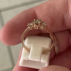 10k Rose Gold Diamond Ring 