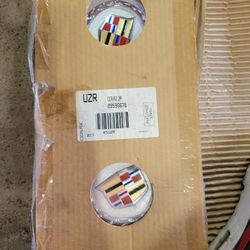 Escalade Center Cap